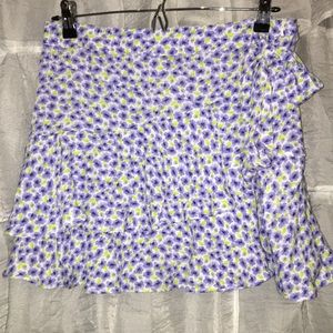 Spring mini skirt!!